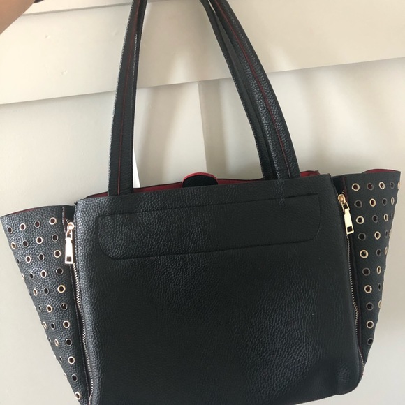 Unknown brand - Black and Red Purse - Picture 2 of 3